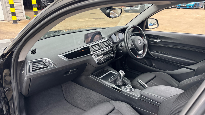 BMW 2 Series 218i Sport 2dr [Nav] Petrol Coupe